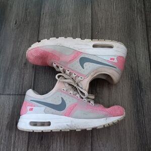 Nike Air Max Zero SE Silver And Pink